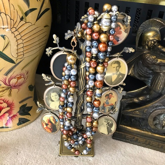 Jewelry - Vintage Multi Strand Beaded Necklace